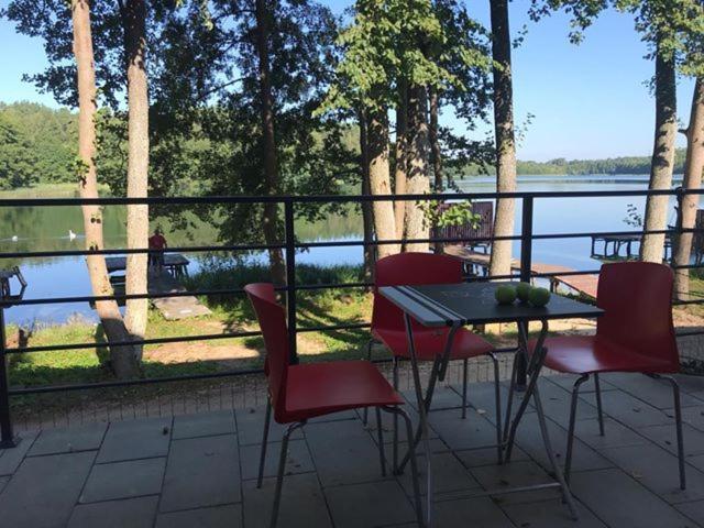 Domki Nad Brzegiem Dluzek Kültér fotó